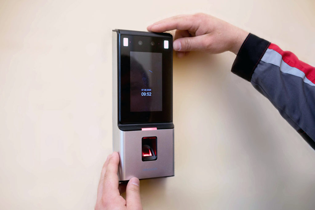 Системы контроля и управления доступом