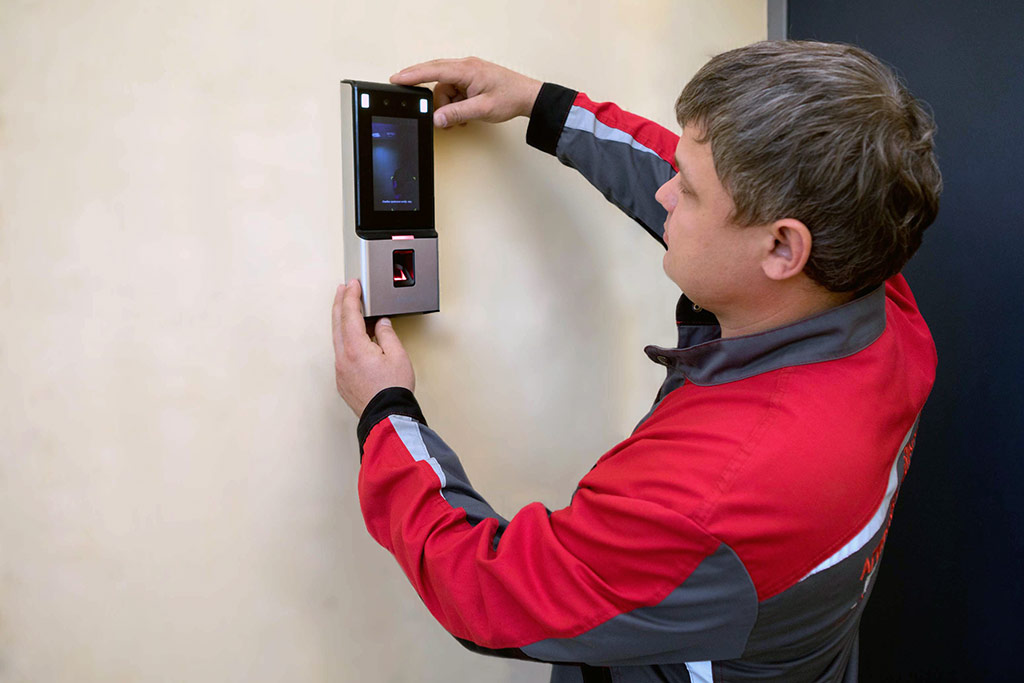 Системы контроля и управления доступом