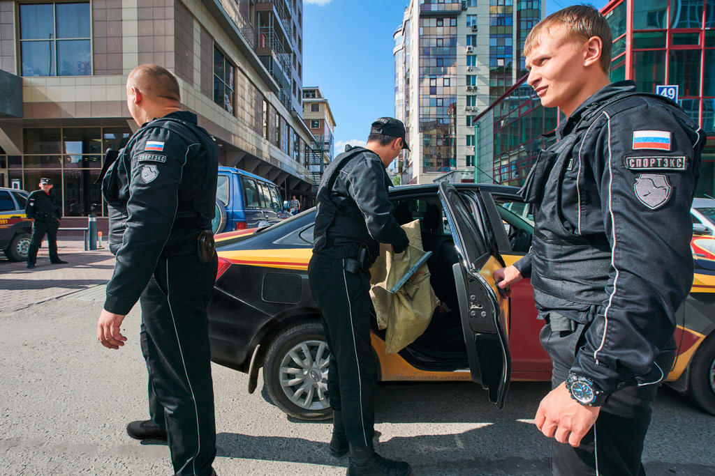 Охрана денежных средств при транспортировке (инкассация)