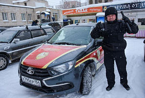 От антиваксера отбивалась шваброй